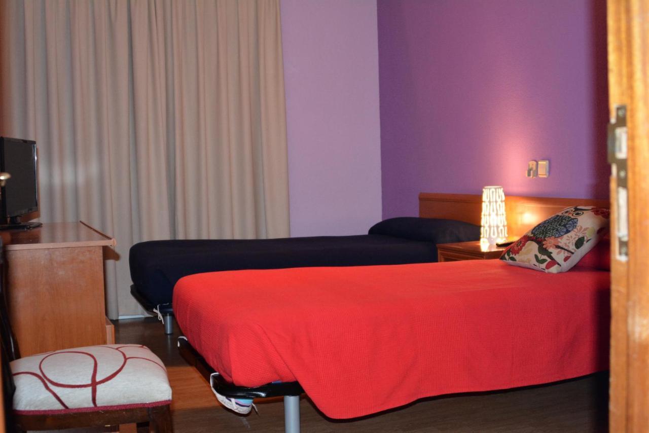 Hostal Gastrobar Carmelo Villarejo de Salvanés Zewnętrze zdjęcie