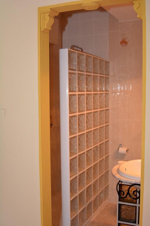 Hostal Gastrobar Carmelo Villarejo de Salvanés Zewnętrze zdjęcie